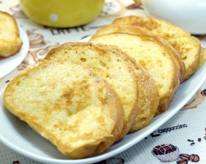 Гренки с яйцом на сковороде