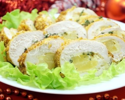 Рулетики из куриного филе с начинкой