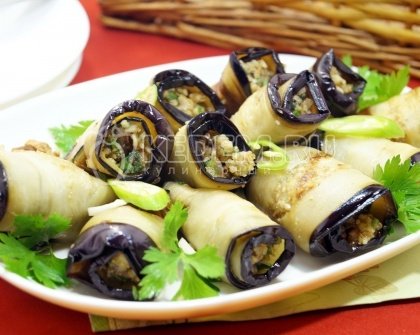 Баклажаны с грецкими орехами по-грузински