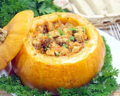 Тыква с мясом в духовке